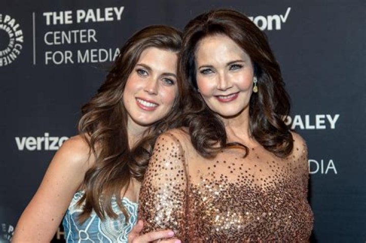 Singer Jessica Carter Altman Talks New Music, Mom Lynda Carter