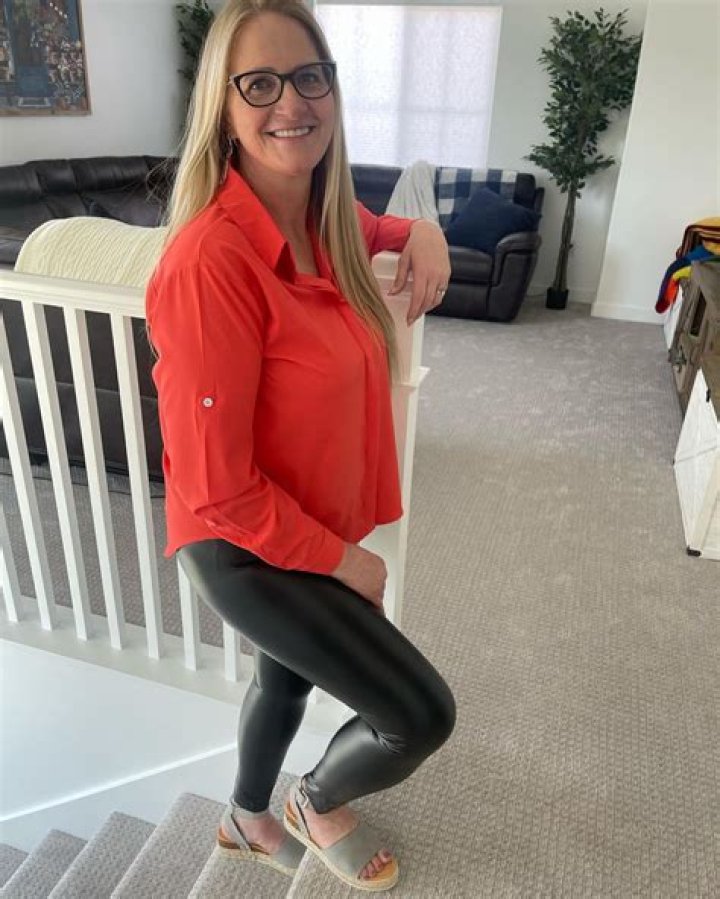 Sister Wives' Christine Brown shows off her shrinking figure in skintight jeans & a green top after drastic weight loss