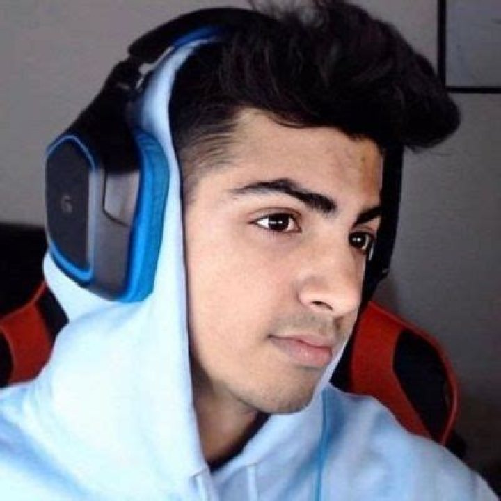 Skeppy (YouTuber) Wiki, Biography, Net Worth, Age, Career, Relationship, Family