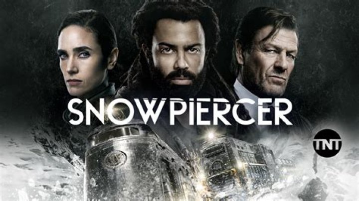 What book is Snowpiercer based on and what are the main differences between the Netflix series and the novel?