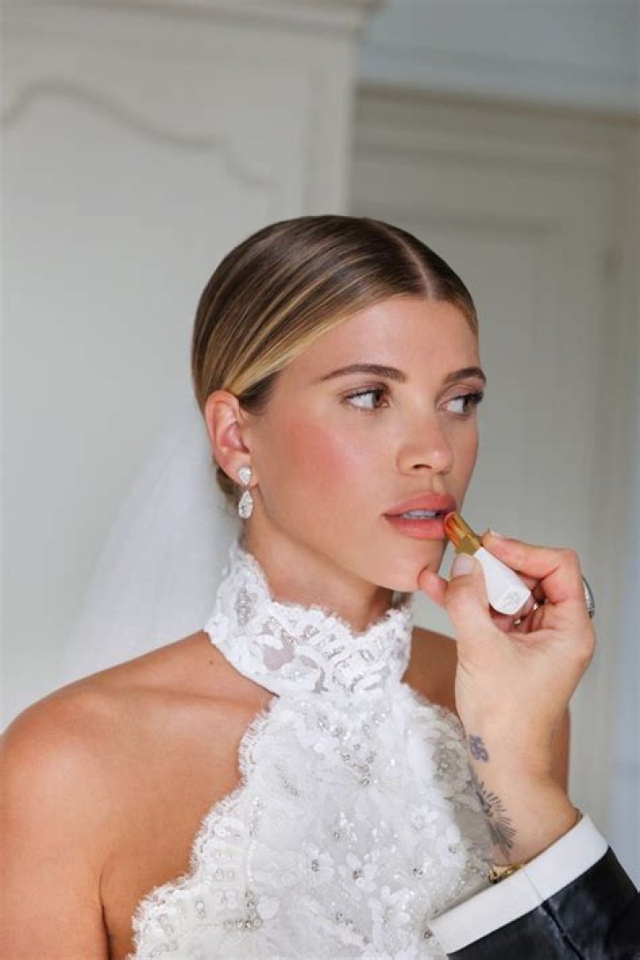 Sofia Richie Wore The Perfect Ballerina Bun To Her Wedding & Her Hair Stylist Told GLAMOUR Exactly How To Recreate It
| Glamour UK