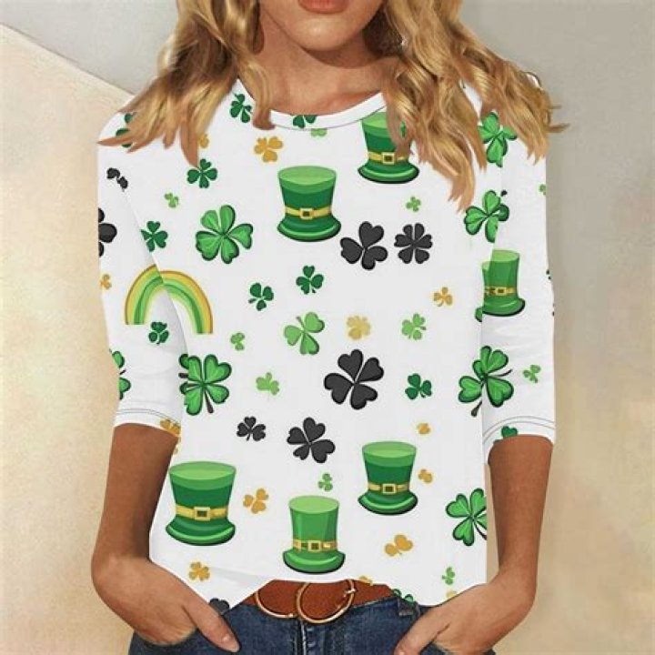 8 St. Patrick's Day-Themed Tops to Shop Now