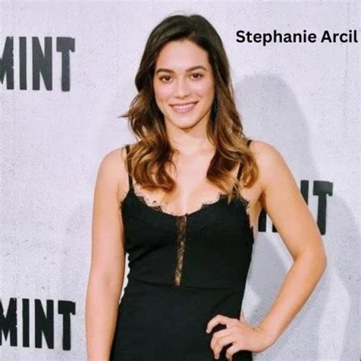 Stephanie Arcila Wiki, Biography, Net Worth, Age, Career, Relationship, Family