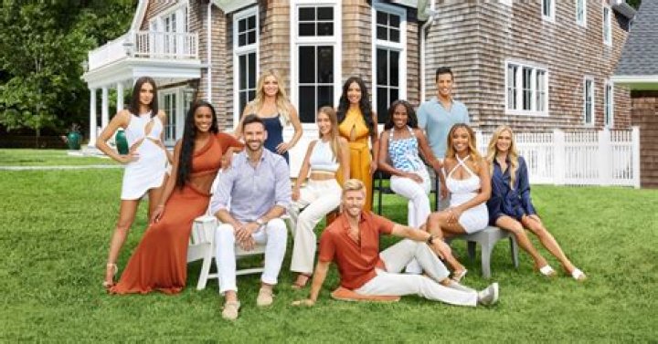 'Summer House' Season 7: Lindsay, Carl Romance Brings Tension