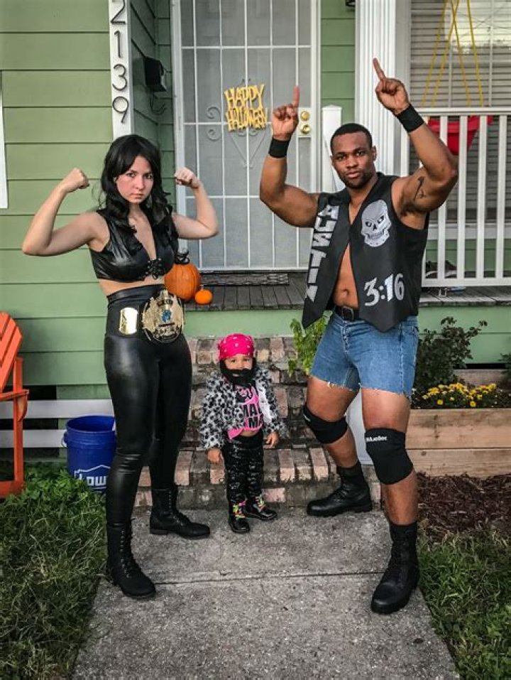Summer Rae Rocks “Stone Cold” Steve Austin Costume For Halloween