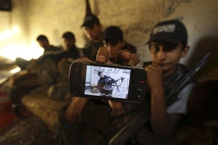 In Syria, Western Fundamentalists Are Tweeting From Amongst the Corpses