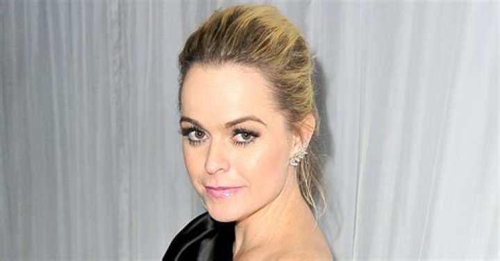 Taryn Manning Backtracks After Bashing Stylist for $200 SAGs Gow