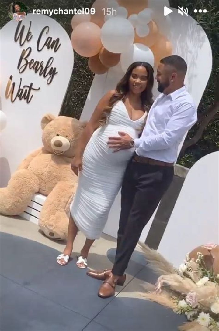 Teen Mom's Cheyenne Floyd begs baby boy to 'come on' as star asks fans for tips to induce labor