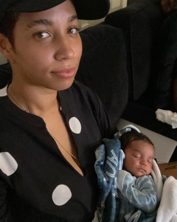 Teen Mom Cheyenne Floyd's sister R Kyle defends reality star after trolls called her 'selfish' for mocking plans to move