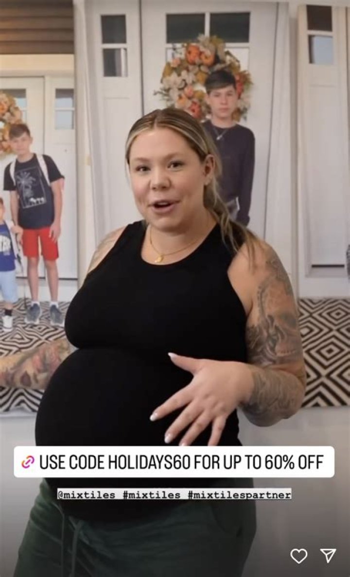 Teen Mom Kailyn Lowry shows off shrinking waist in tight top and pants after drastic weight loss following twins' birth