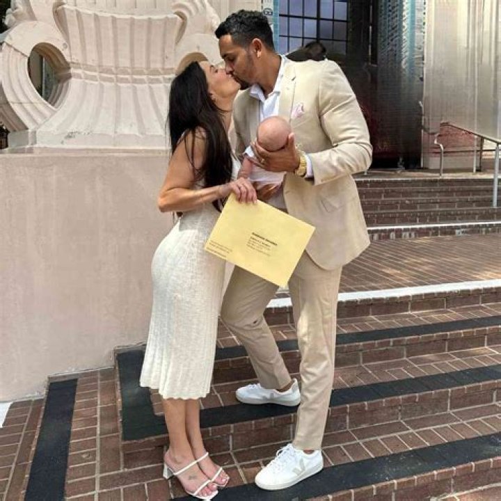 The Bachelorette’s Becca Kufrin and More Alums Share Bikini Secrets