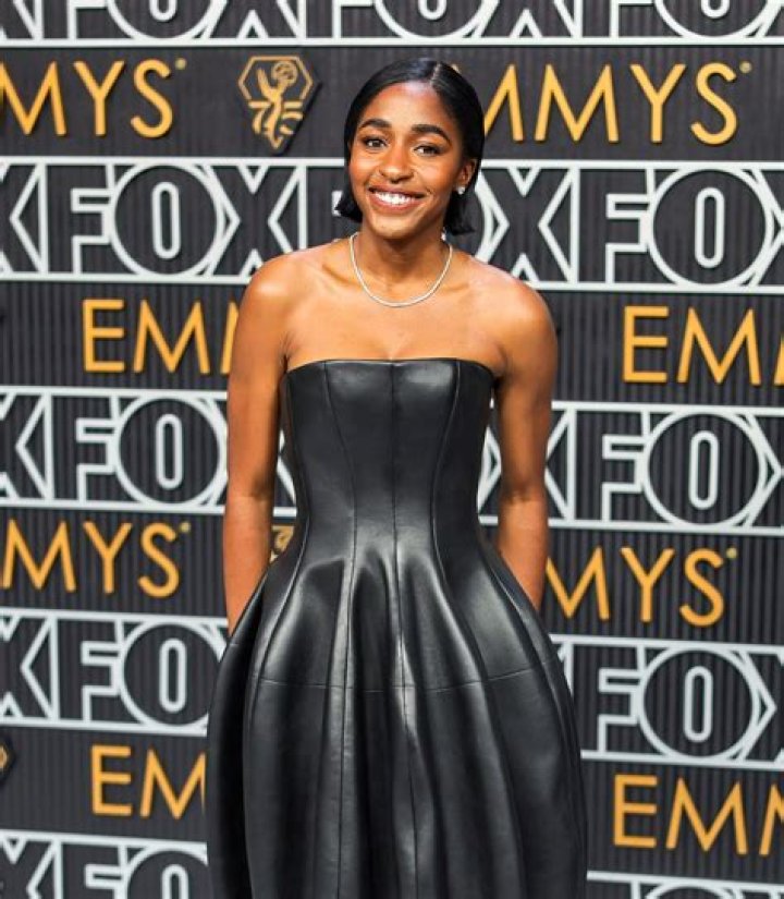 ‘The Bear’ Cast Serves on the 2023 Emmy Awards Red Carpet