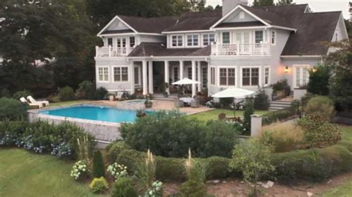 The Enigmatic Charm Of **The House In The Summer I Turned Pretty**