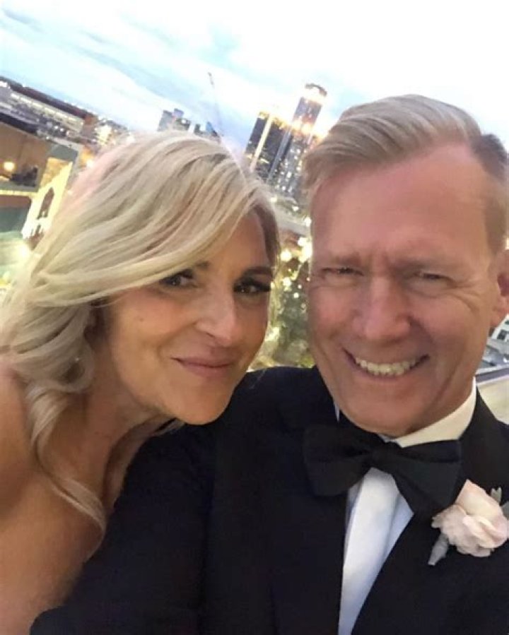 'To Catch a Predator’ Host Chris Hansen’s Wife Files for Divorce