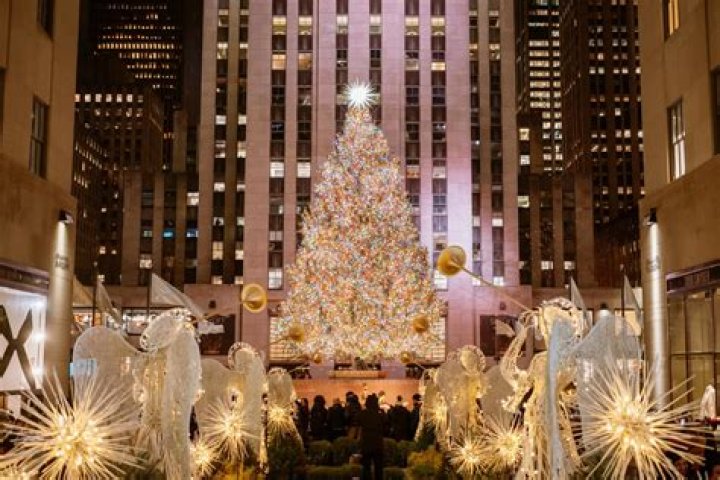 Today fans think Mario Lopez ‘had too much work done to his face’ as he replaces Al Roker at Rockefeller Tree Lighting