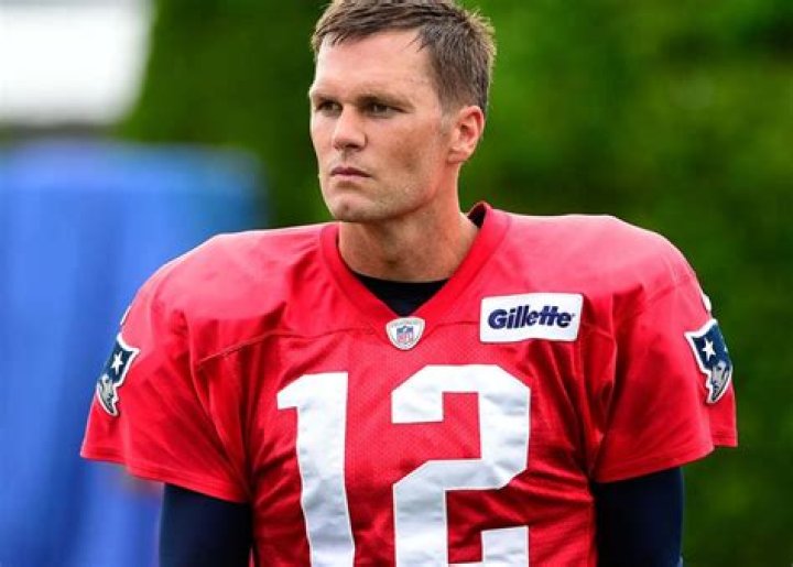 Tom Brady Apologizes for Outburst at Bucs vs. Saints Game