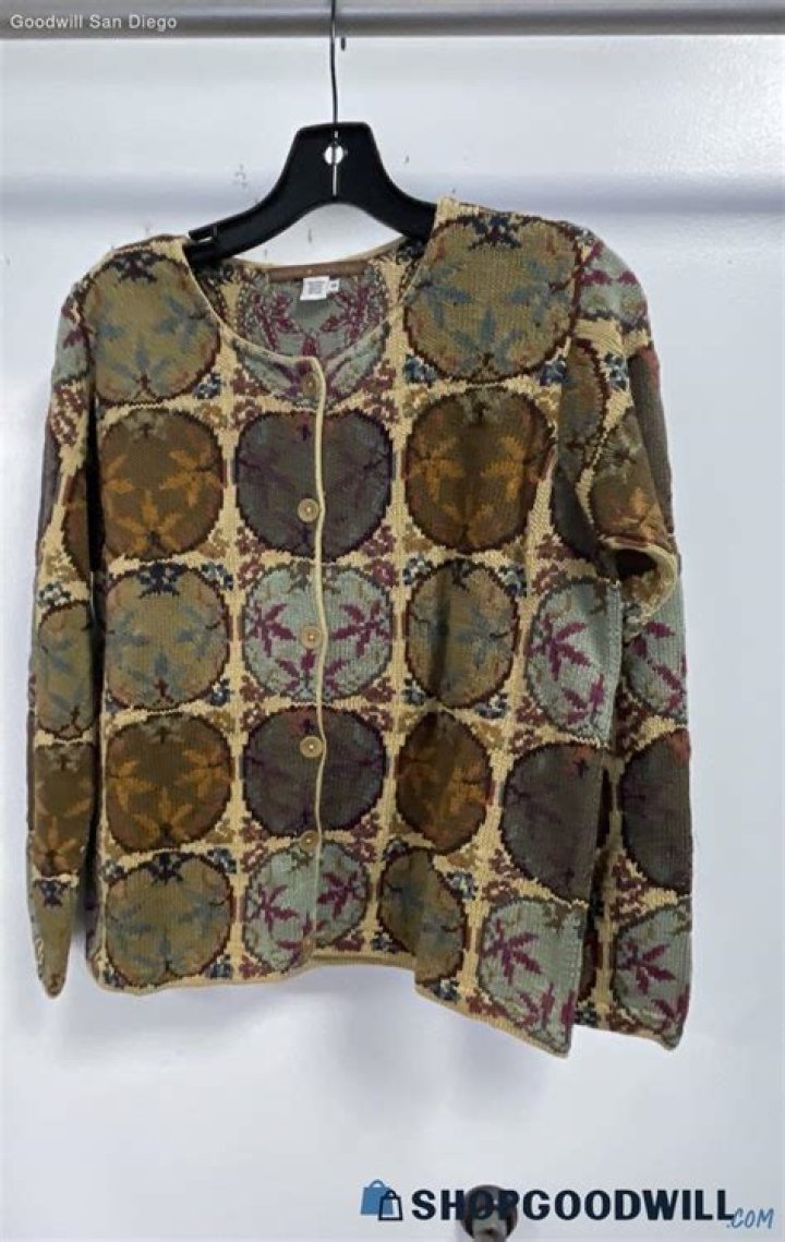 I bought $1.25 'in trend' green puffer at Goodwill - then realized the brand is worth 60x more on eBay