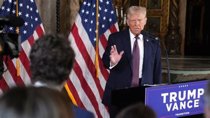 Wild moment ‘Trump fan’ in ‘BBQ, beer, freedom shirt' hijacks press conference to slam ‘Biden crime family’