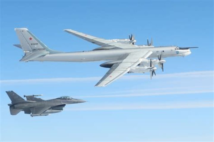 Air Force jets intercept 2 Russian bombers flying close to Alaska
