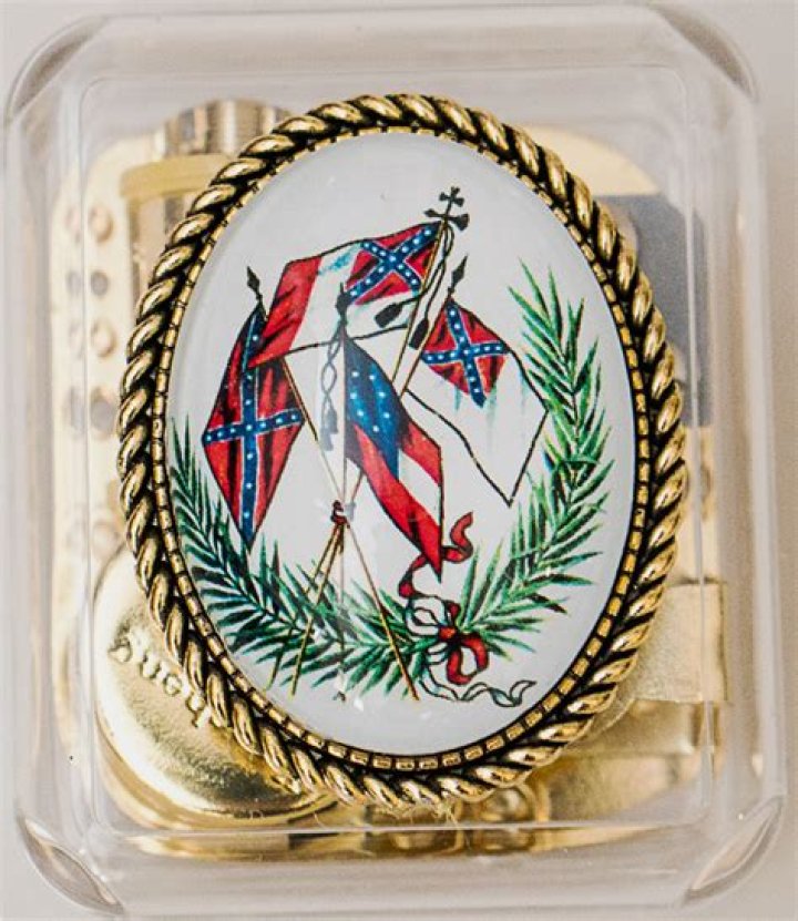 The Last Place to Buy a Confederate Flag