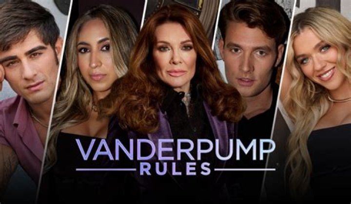Vanderpump Rules star looks unrecognizable after dramatic hair change in unedited new photos from reunion taping