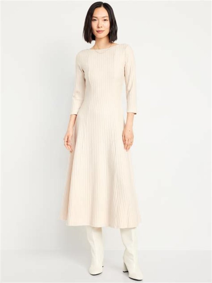 Verdusa Midi Dress Shows the Perfect Amount of Skin