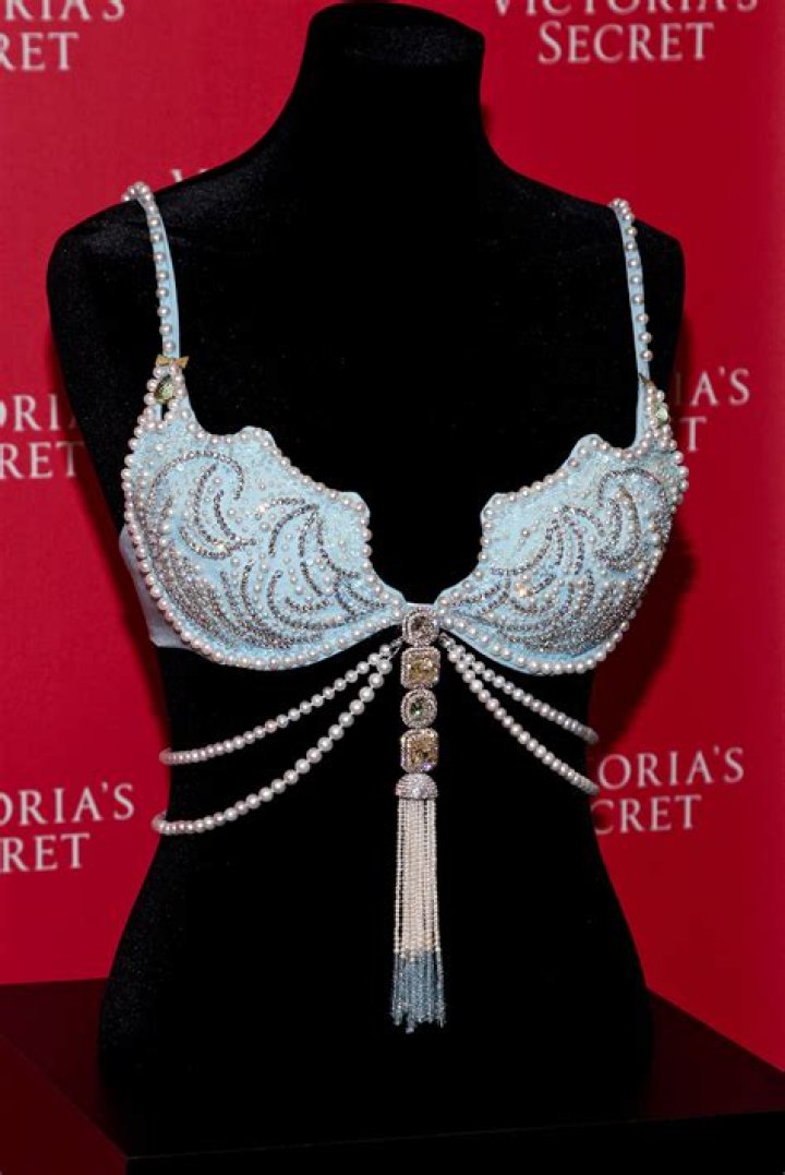 Victoria’s Secret Fantasy Bra 2018 And Every Single Other Fantasy Bra Ever Worn