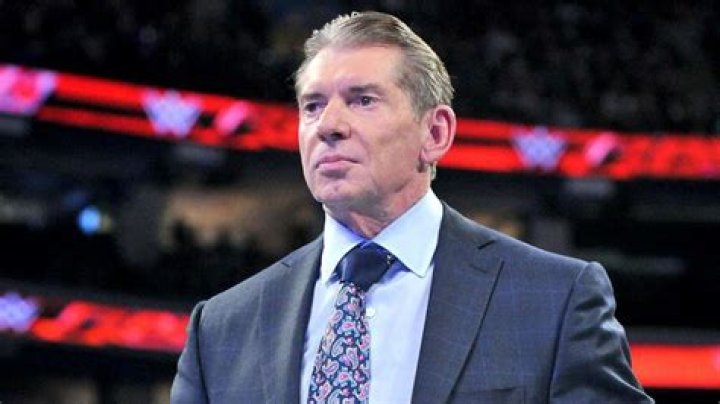 Vince McMahon Demanding WWE Announcers Make Incorrect Call On Commentary