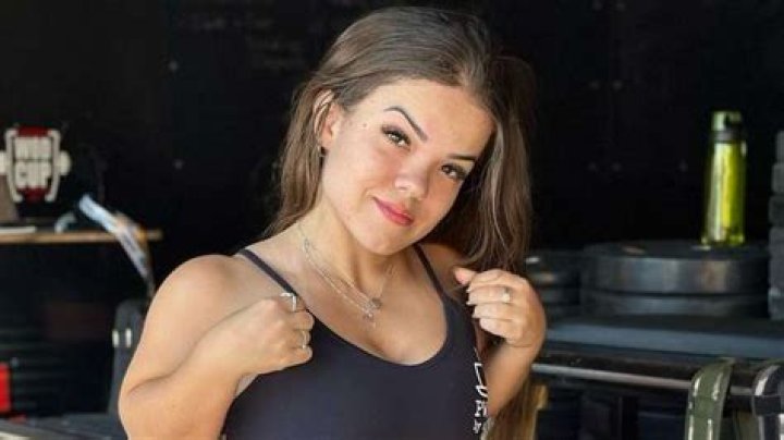Vithoria Papel TikTok Age, Wiki , Biography Height And Instagram: Brazil’s Hottest Dwarf