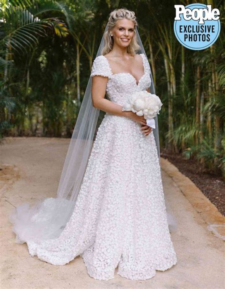 Watch Southern Charm’s Madison LeCroy Try on Wedding Dresses