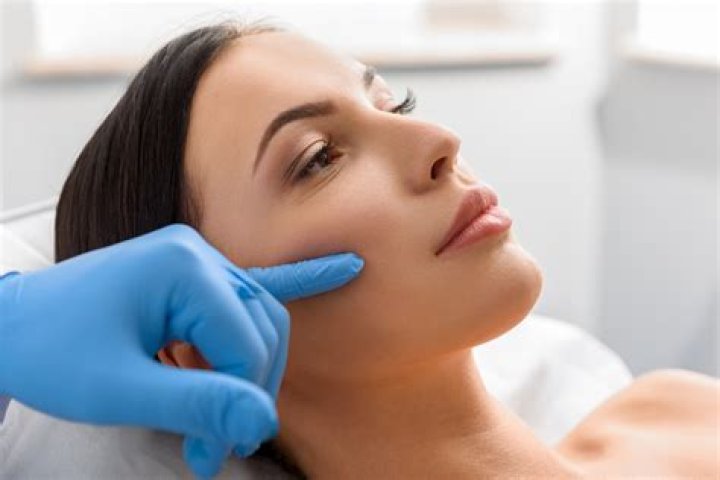 What Is Buccal Fat Removal? Cosmetic Surgery Procedure Trends in Hollywood