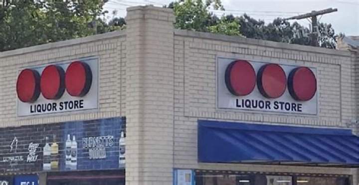 What do the red dots on liquor stores mean?