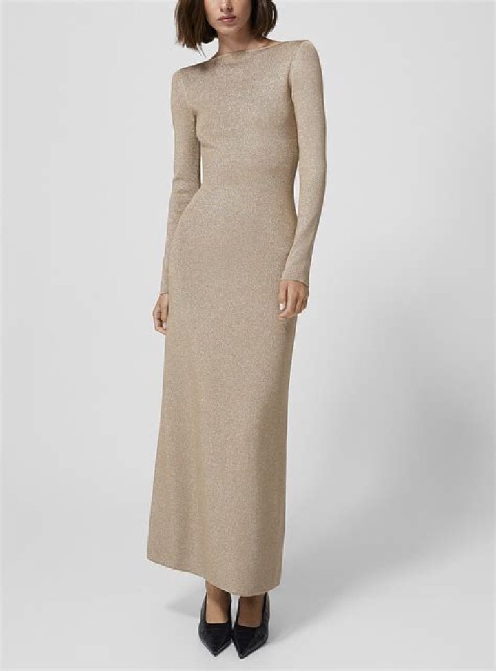 Quick Answer: What Do You Wear Under A Form Fitting Dress