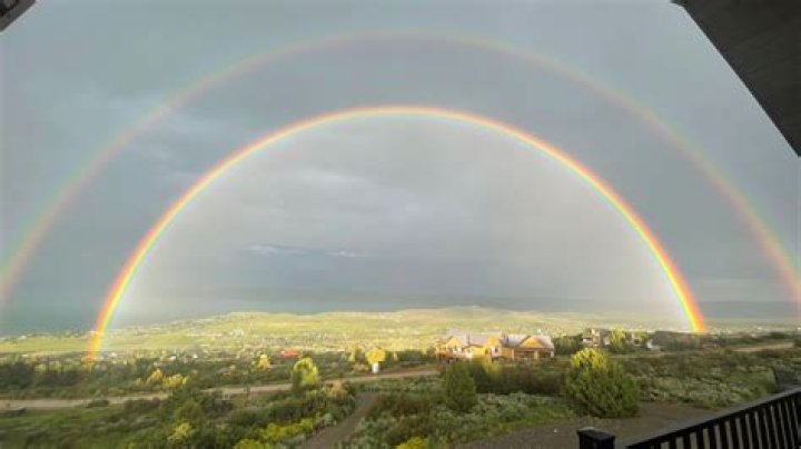 Quick Answer: What Does It Mean To See Double Rainbows