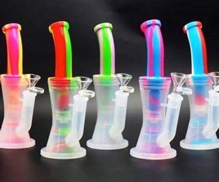 Whats The Best Way To Clean A Silicone Bong