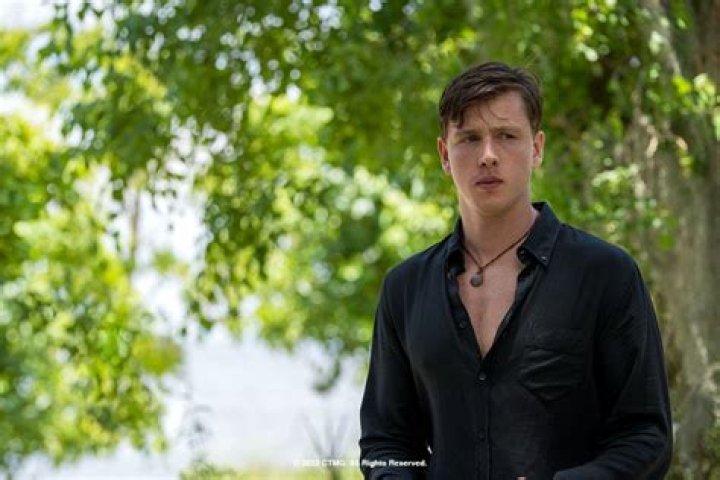 'Where the Crawdads Sing' Ending: Did Kya Kill Chase?