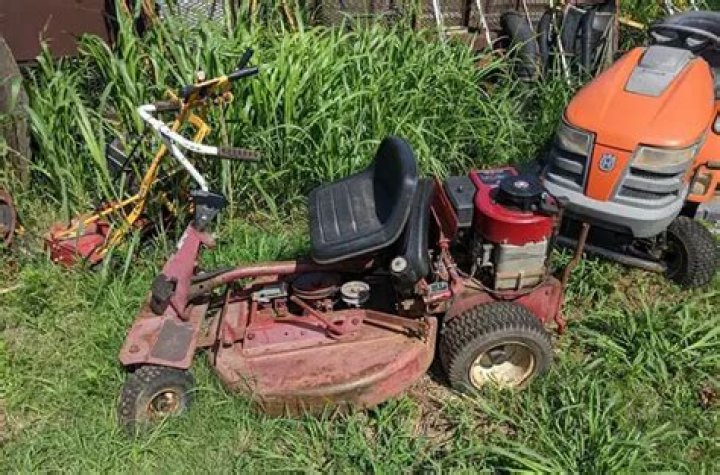 Who Buys Broken Lawn Mowers Near Me