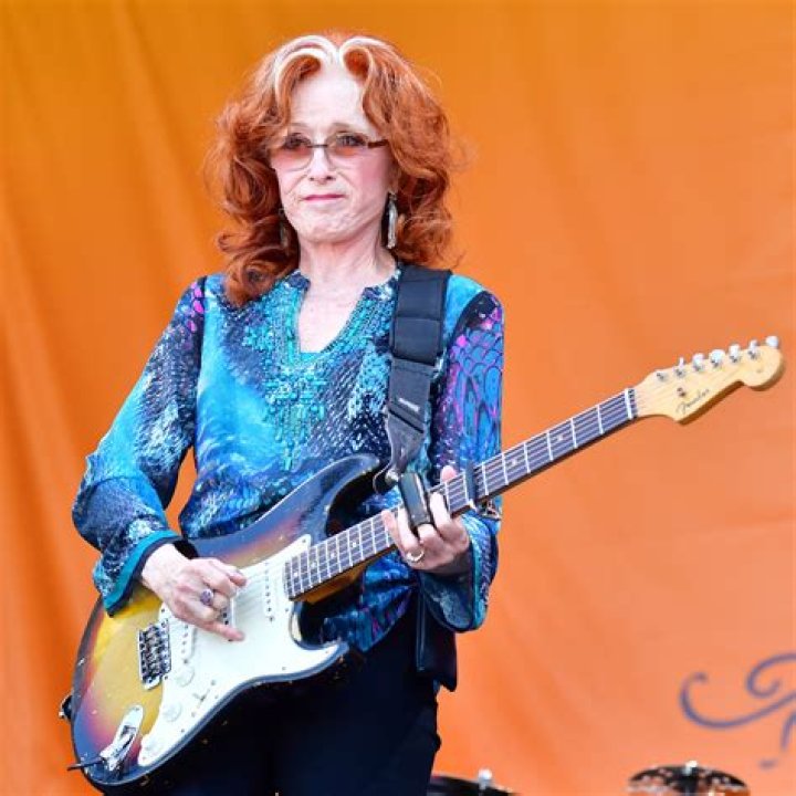 Who is Bonnie Raitt and how old is she?