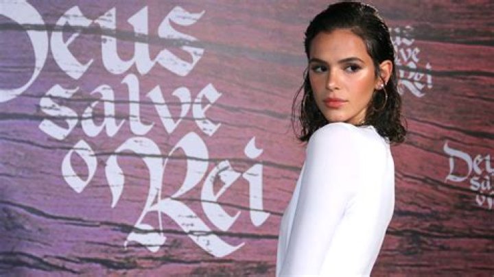 Who is Bruna Marquezine Dating Now? A Look at her Past Relationships and Current Relationship Status