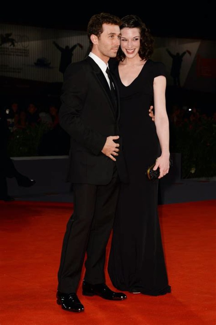 Who is James Deen Dating Now? Current Relationship Status, Past Relationships, and Rumours