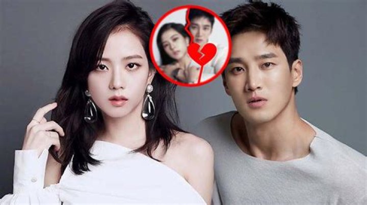 Unveiling The Mystery: Who Is Jisoo's Boyfriend?
