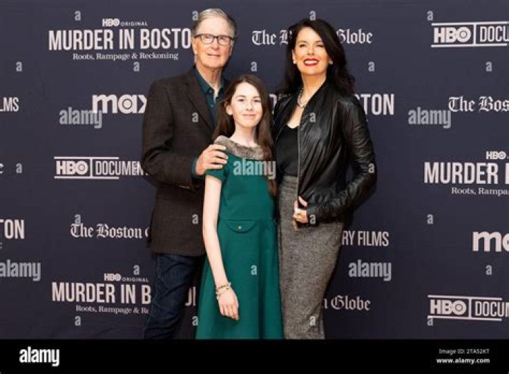 Who is Linda Pizzuti Henry? Wiki, Age, Bio, Net Worth, Career, Relationship, Family