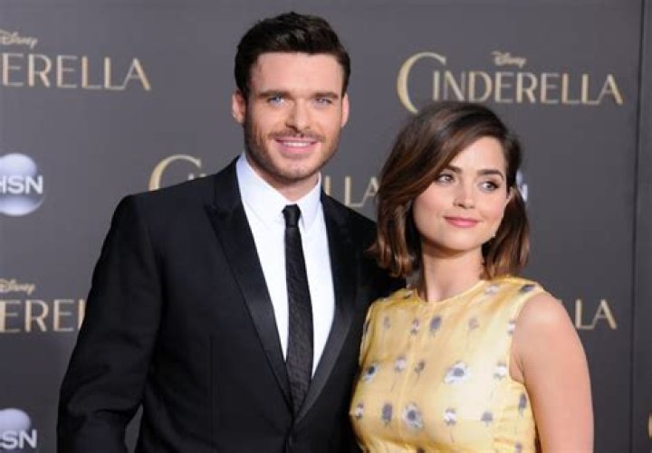 Unraveling The Love Life Of Richard Madden: Who Is He Dating?