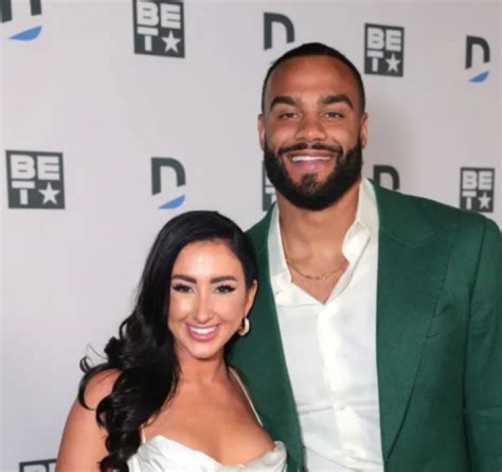 Who is Solomon Thomas Dating Now? Past Relationships, Current Relationship Status, and Rumours