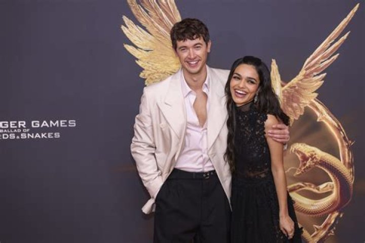 Unraveling The Mystery: Who Is Tom Blyth's Girlfriend?