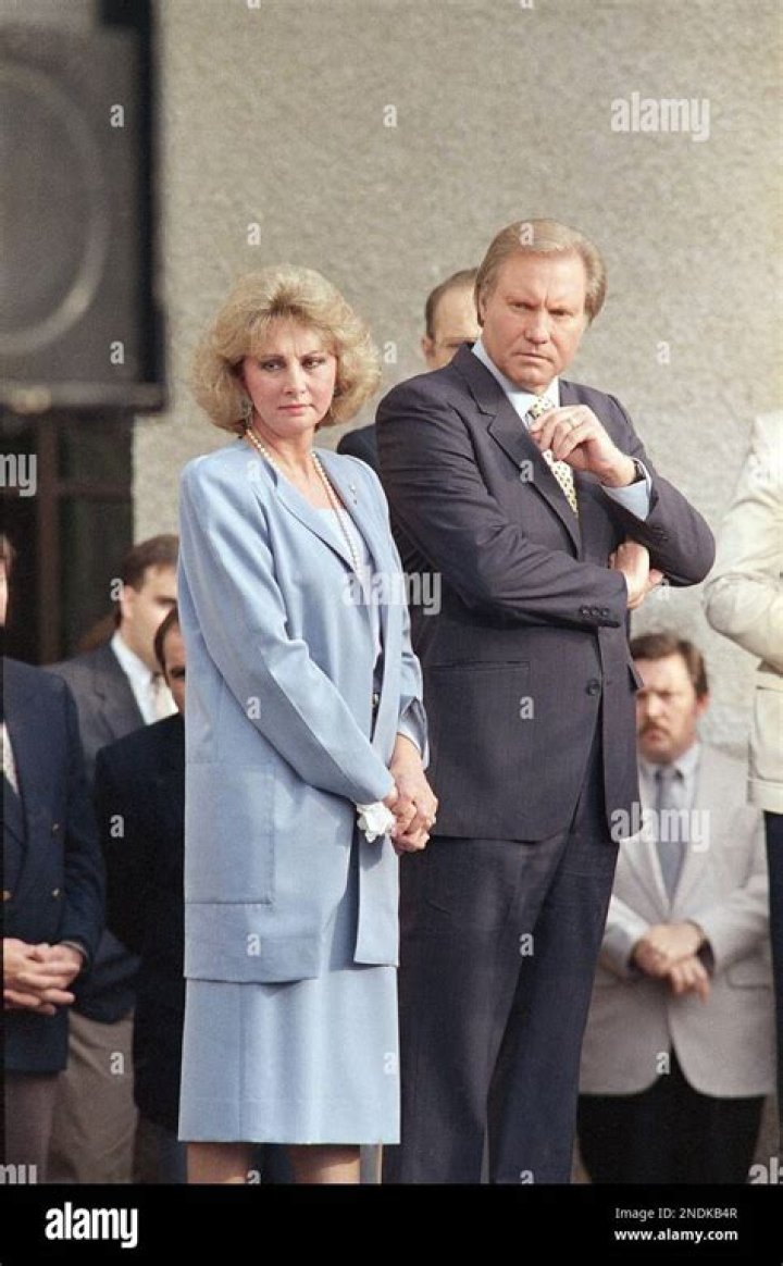Who Was Jimmy Swaggart First Wife