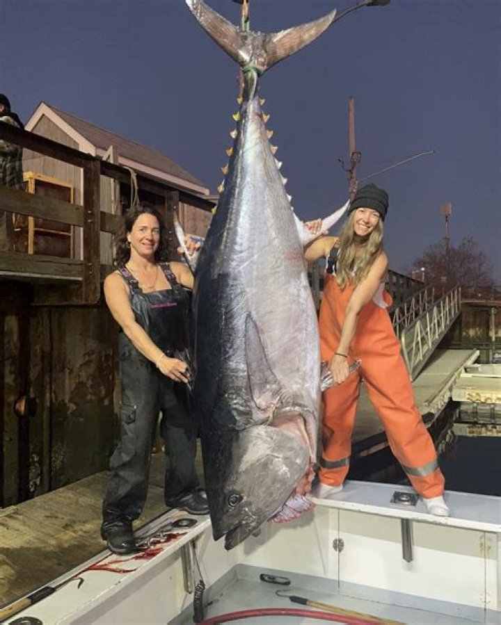 Wicked Tuna: Marissa McLaughlin Age, Wiki, Biography : Tyler McLaughlin Sister