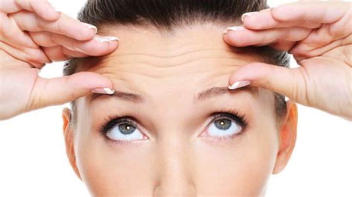 Your wrinkles could be caused by a bad habit your mom warned you about - two 10-second tips will help you fix them